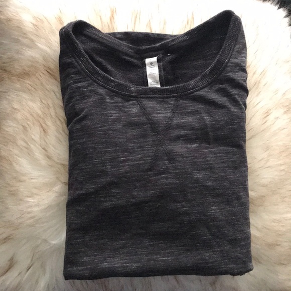 Long Sleeve Lululemon Sweater / crew neck top - Picture 1 of 5
